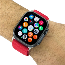 Th Ultra Prime Smartwatch *with 5 Gifts*